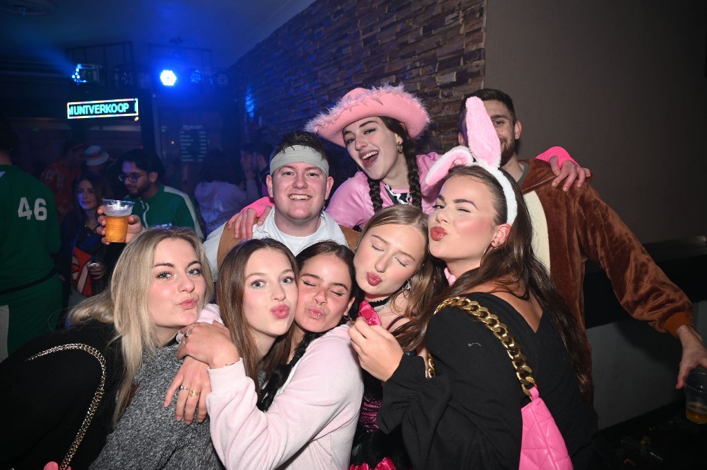 ../Images/Afterparty carnaval 2025 103.jpg
